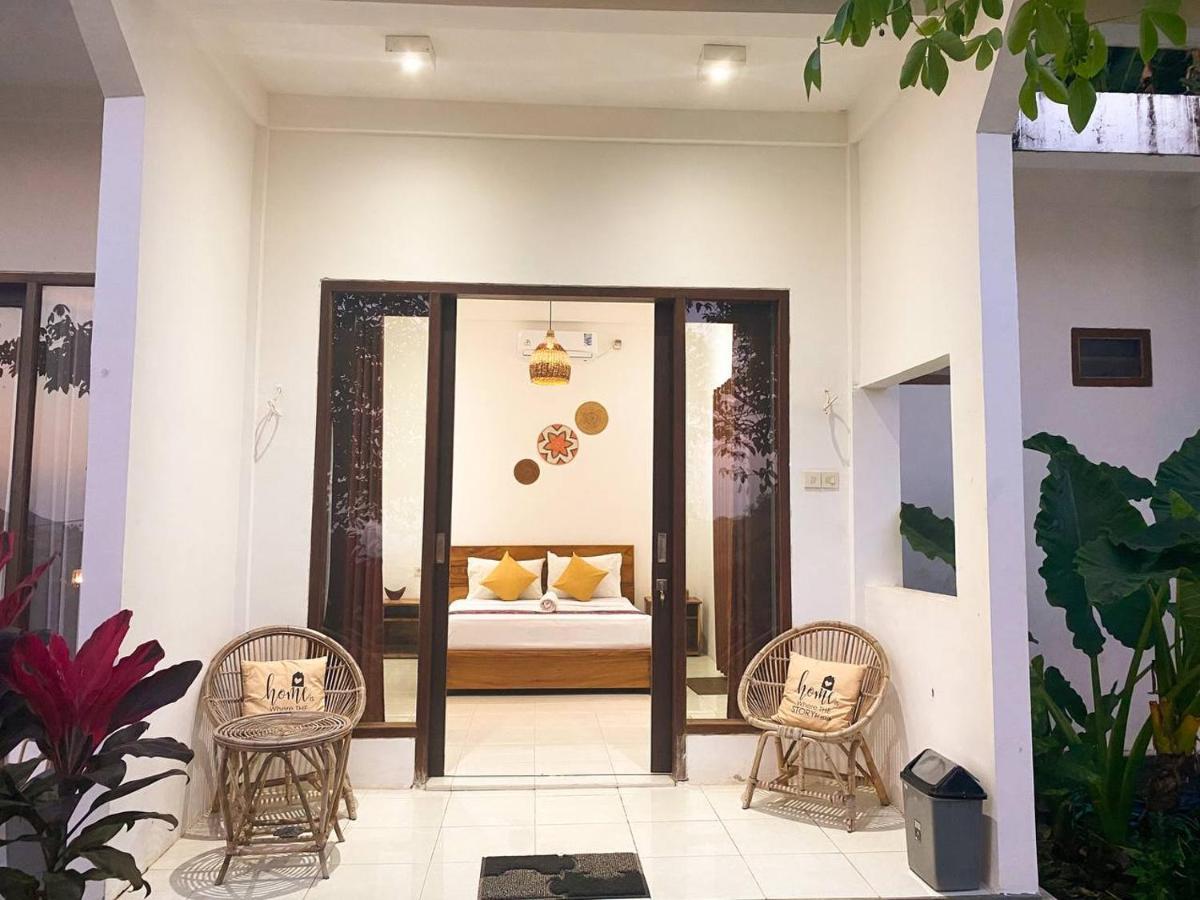 The Hill View Lombok Hotel Kuta  Exterior photo