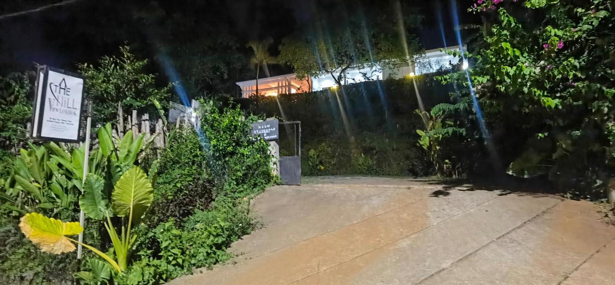 The Hill View Lombok Hotel Kuta  Exterior photo