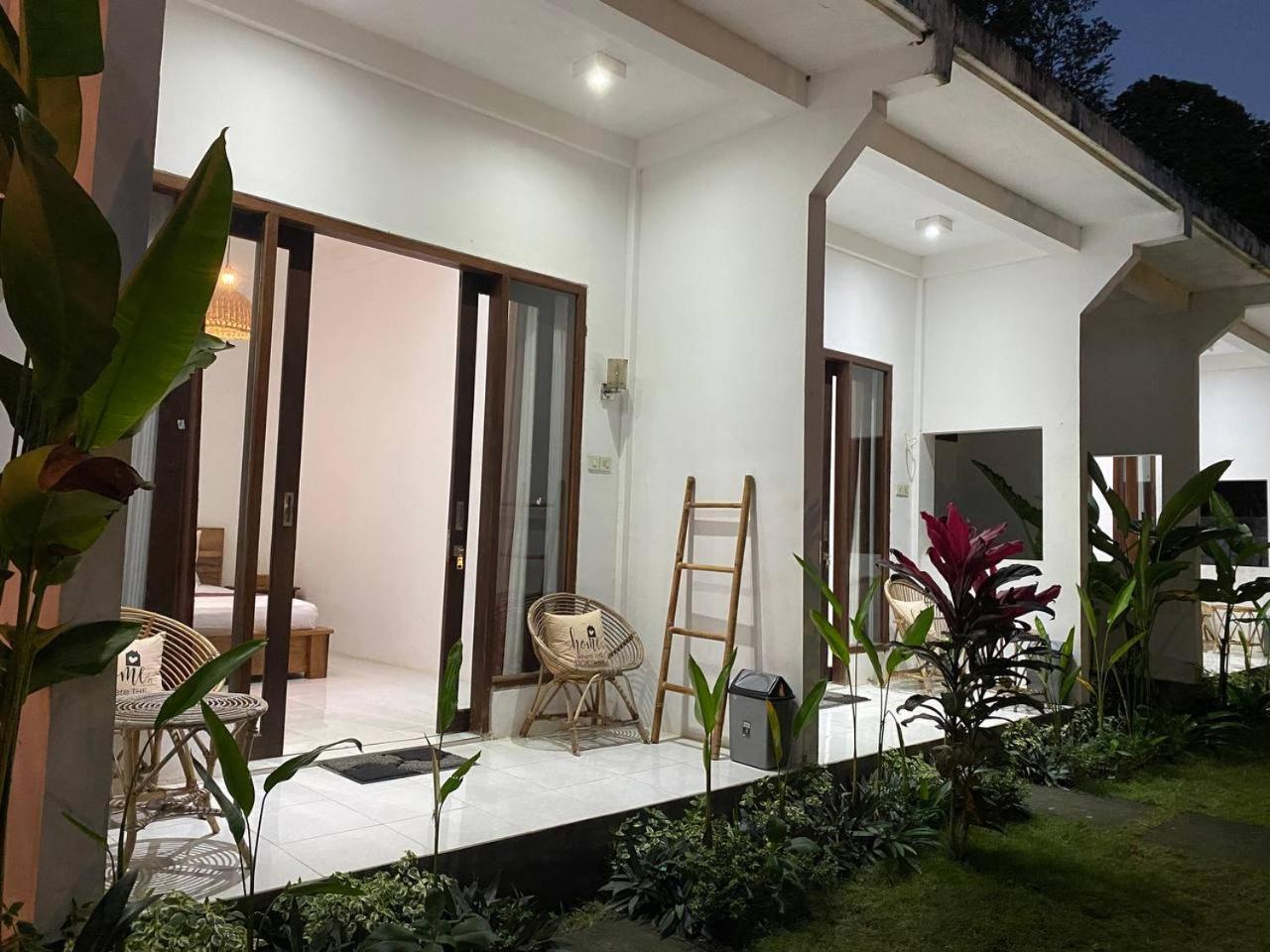The Hill View Lombok Hotel Kuta  Exterior photo